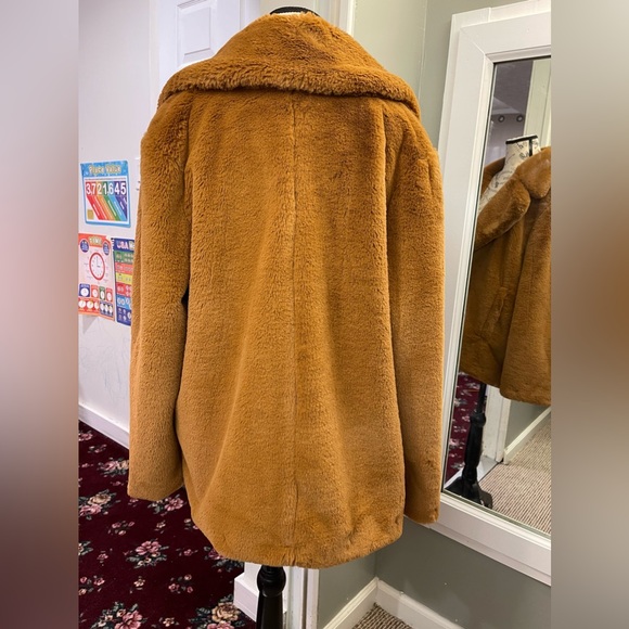 Bagatelle oversized teddy coat size L NWT - Picture 3 of 6